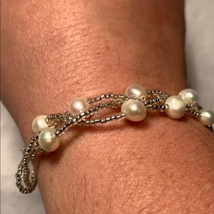 Real Pearls magnetic closure glass beads bracelet